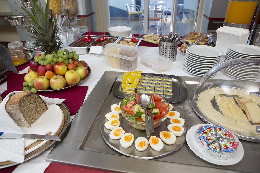 Hotel Trend Пльзень Экстерьер фото